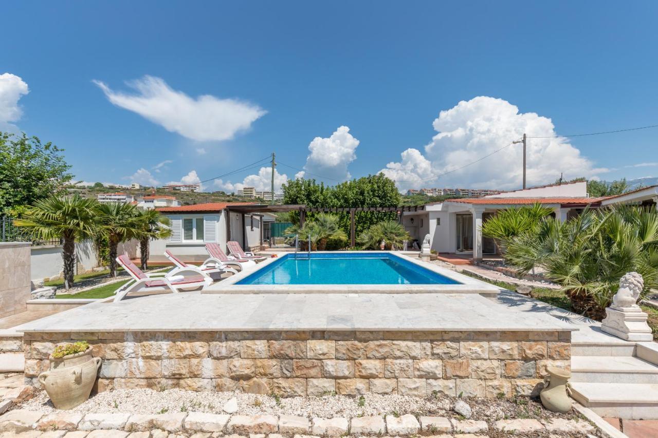 Holiday Home Split Luaran gambar
