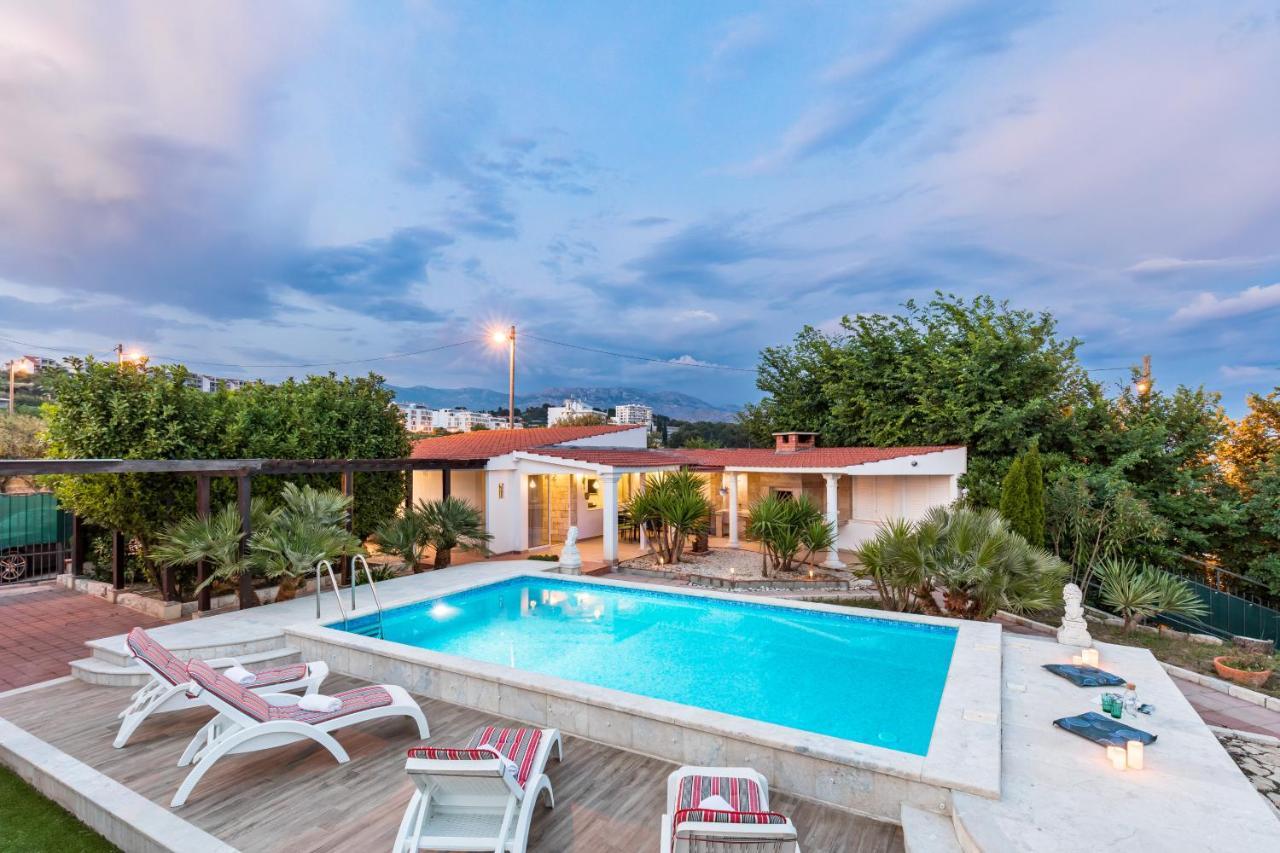 Holiday Home Split Luaran gambar